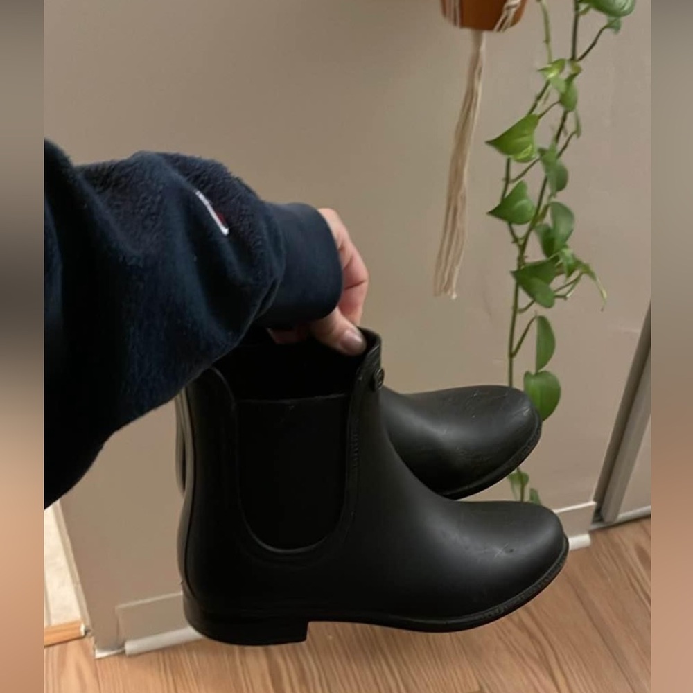 Aigle black boots in rubber - size 6.5